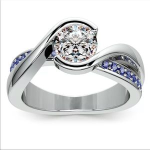 New Women’s 925 Silver Sapphire Beautiful Ring